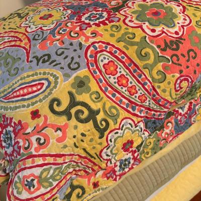 Pretty Paisley Bed Linens in Yellow and Blue