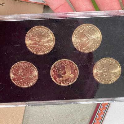 Sacagawea and Susan B Anthony Dollar Coins (ST-SS)