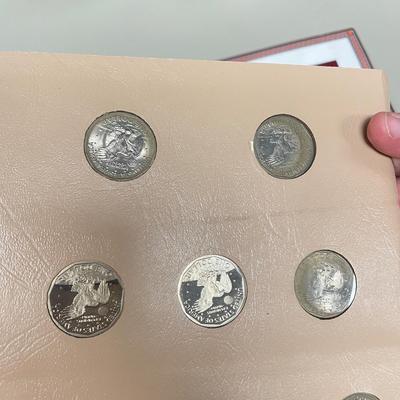 Sacagawea and Susan B Anthony Dollar Coins (ST-SS)