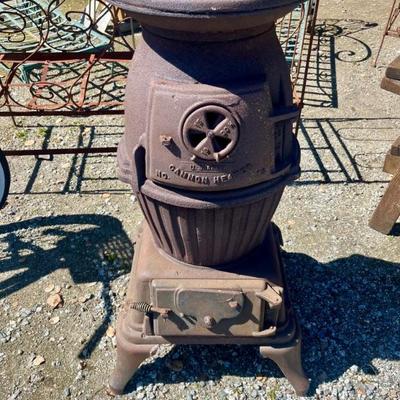 Vintage WWI/II U.S. Army Cannon Heater #15. Pot Belly Stove