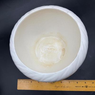 Vintage USA California Pottery with Impressed Leaf Rim