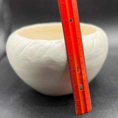 Vintage USA California Pottery with Impressed Leaf Rim