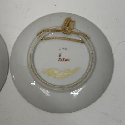 Vintage Pair of Japanese Bird Duck Wall Decor Plates