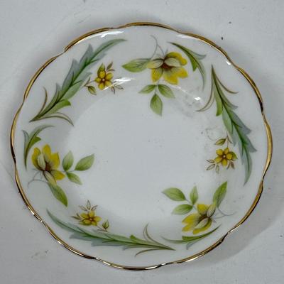 Spoon Rest and Saucer Mixed Lot