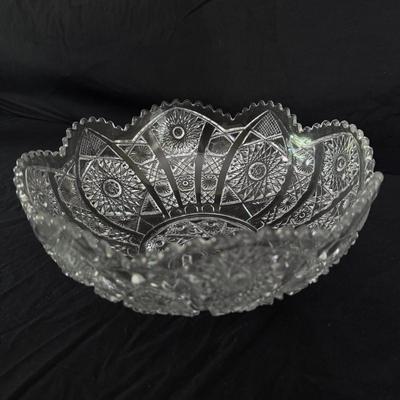 Collection of Crystal Dishes and Decor (DR-DZ)