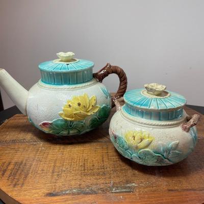 Majolica teapot and sugar bowl