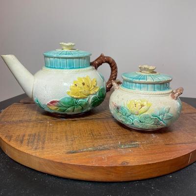 Majolica teapot and sugar bowl