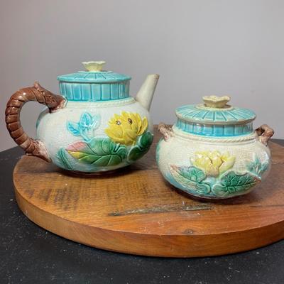 Majolica teapot and sugar bowl