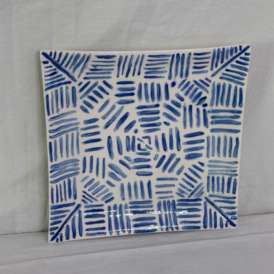 Unique Glass Platters (K-DZ)