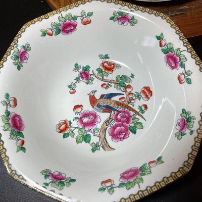 Pheasant pattern plates