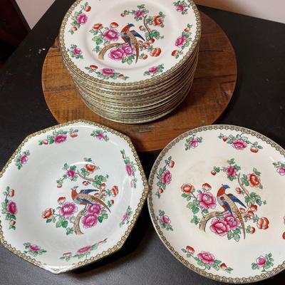 Pheasant pattern plates