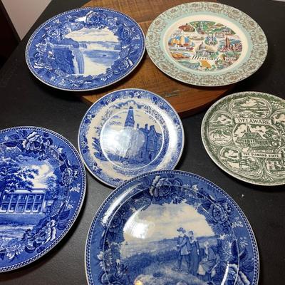 Souvenir Plates