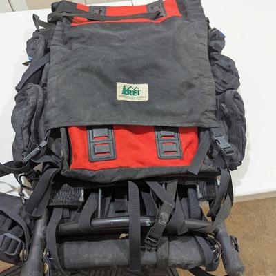 REI Hiking Backpack (SR)