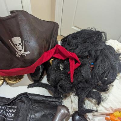 Assortment Of Halloween Costumes (SR)