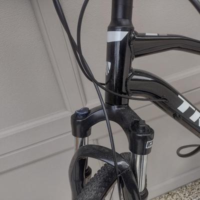 Trek Dual Sport 3 Bicycle 18" Frame