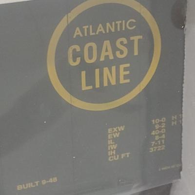 USA Trains 1:29 Scale 40 Foot Atlantic Coast Line PS-1 Box Car R19211C with Box (#1)