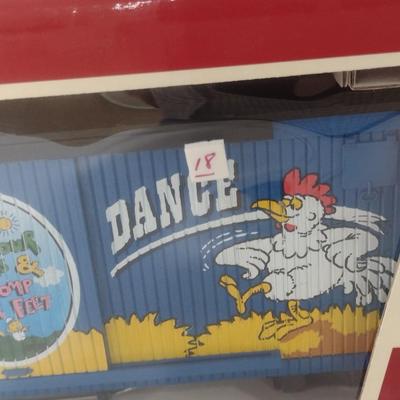 Lehmann-Gross-Bahn Chicken Dance Box Car 44671 with Box (#18)