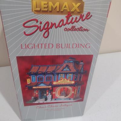 Lemax Signature Collection Chan's Chinese Antiques Scale Size Building with Box (#26)