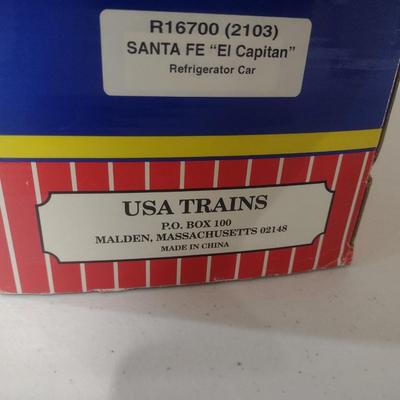 USA Trains 1:29 Scale Santa Fe Route of 'El Capitan' Refrigerator Car R16700 with Box (#28)
