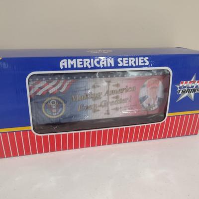 USA Trains 1:29 Scale Trump Make America Even Greater Refrigerator Car R16043 with Box (#34)