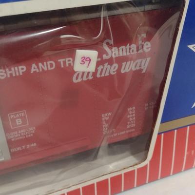 USA Trains 1:29 Scale Santa Fe Steel Box Car R19048B with Box (#39)