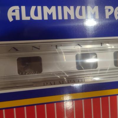 USA Trains 1:29 Extruded Aluminum Santa Fe Super Chief Sleeper Car #2 R31005 with Box (#41)