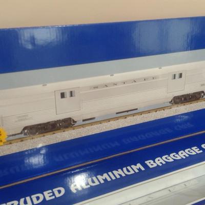 USA Trains 1:29 Extruded Aluminum Santa Fe Super Chief Baggage Car R31002 with Box (#43)