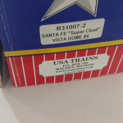 USA Trains 1:29 Extruded Aluminum Santa Fe Super Chief Vista Dome #4 R31007-2 with Box (#48)