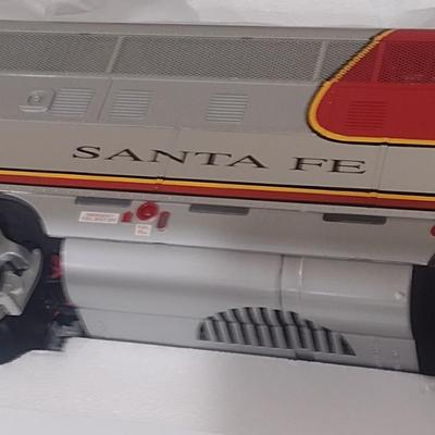 USA Trains 1:29 Limited Edition 99/175 Santa Fe Warbonnet Dual EMD 3 Locomotive Set Chrome Finish R22271 with Box
