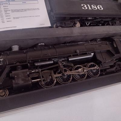 Aristo Craft Train Rare 1:29 Scale Steam Locomotive 3186 with Coal Tender Car in Aluminum Carry Case