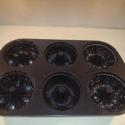 Nordic Ware Baby Bundt Six Cavity Pan- Three Assorted Designs