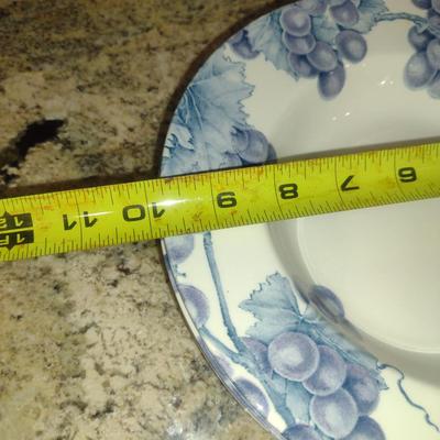 Pier 1 'Vineyard' Pattern Soup Bowls- Four Pieces