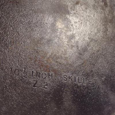Cast Iron Skillet- 10 1/2" in Diameter