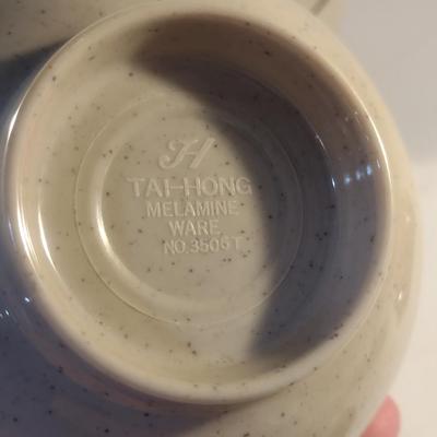 Collection of Tai-Hong Melamine Ware