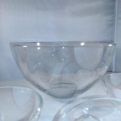 Four Piece Salad/Serving Bowl Set- Frosted Leaf Design