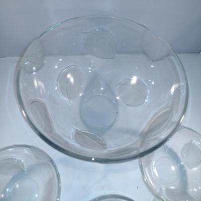 Four Piece Salad/Serving Bowl Set- Frosted Leaf Design