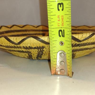Pair of Papago Indian Baskets- Yucca and Devil Claw
