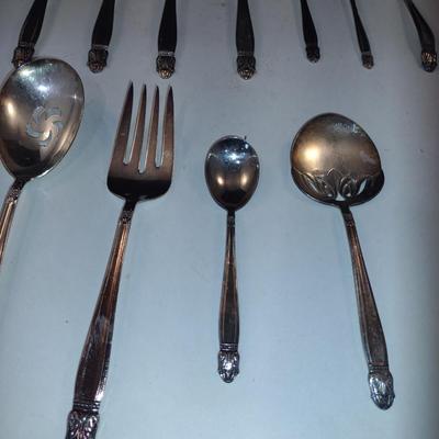 Holmes & Edwards Silver Plated Flatware with Wooden Storage Box- Approx 138 Pieces