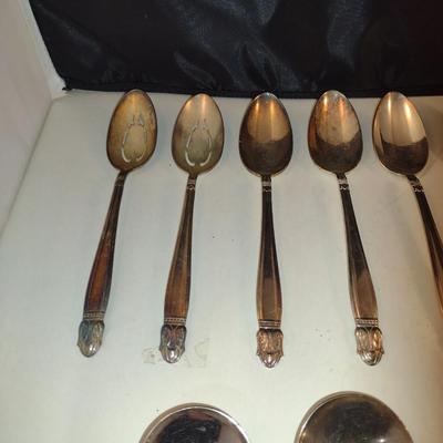 Holmes & Edwards Silver Plated Flatware with Wooden Storage Box- Approx 138 Pieces