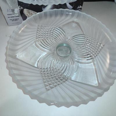 Colony Pedestal Cake Plate- Approx 12" in Diameter