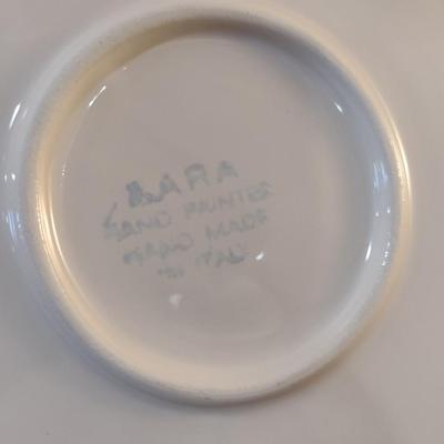 Hand Painted Italian Ceramic Vegetable Bowl with Lid- Approx 8 3/4" in Diameter