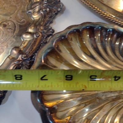 Collection of Metal Serve Ware- Trays and Bowls
