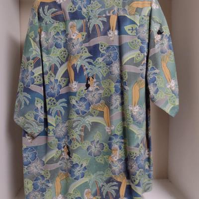 Tommy Bahama Men's Shirt- Size XL