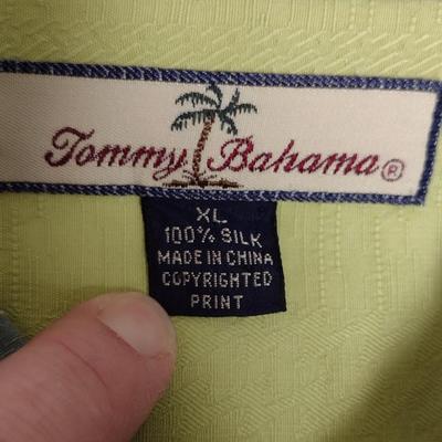 Tommy Bahama Men's Shirt- Size XL