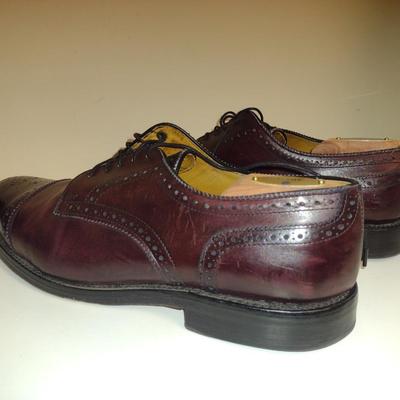 Allen Edmonds Men's Shoes- Merlot Wingtips- Size 9 1/2 (#3)