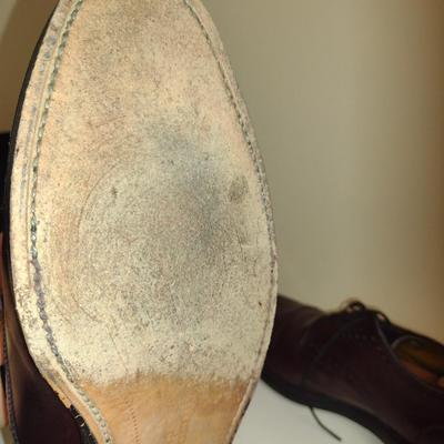 Allen Edmonds Men's Shoes- Merlot Wingtips- Size 9 1/2 (#3)