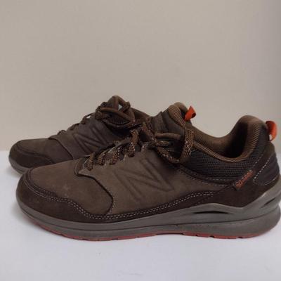 New Balance Men's Shoes- Size 9 1/2 (#7)