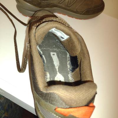 New Balance Men's Shoes- Size 9 1/2 (#7)