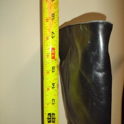 Vero Cuoio Italian Women's Tall Boots- Size 8