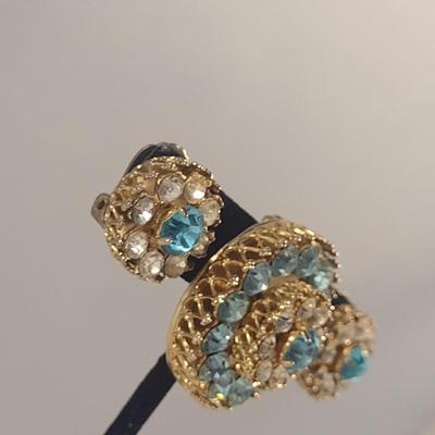 Vintage Coro Brooch and Clip Earring Set (#5)